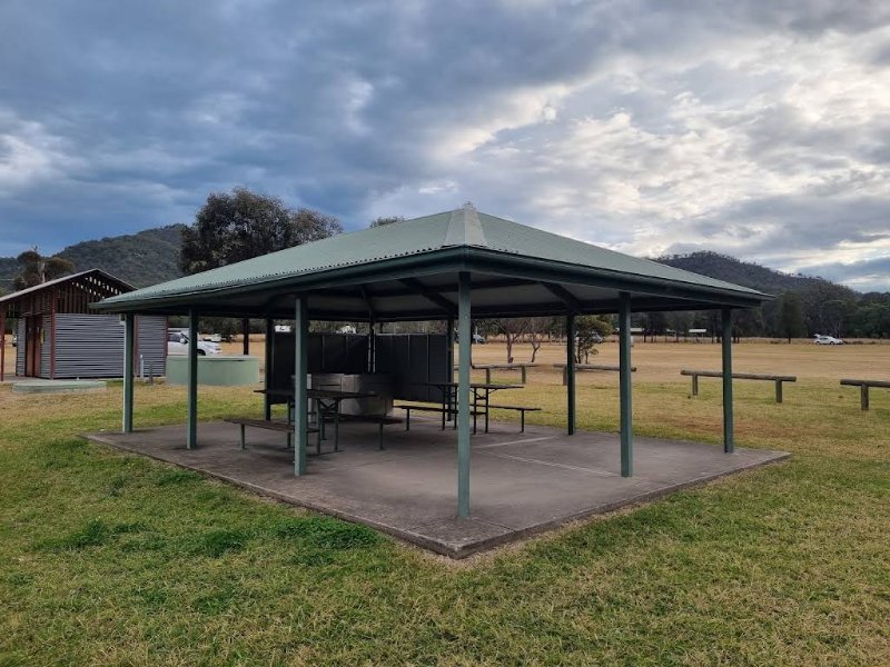 BULGA CAMPGROUND BBQ Area