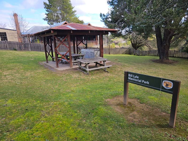 BILL LYLE RESERVE PICNIC AREA BBQ Area