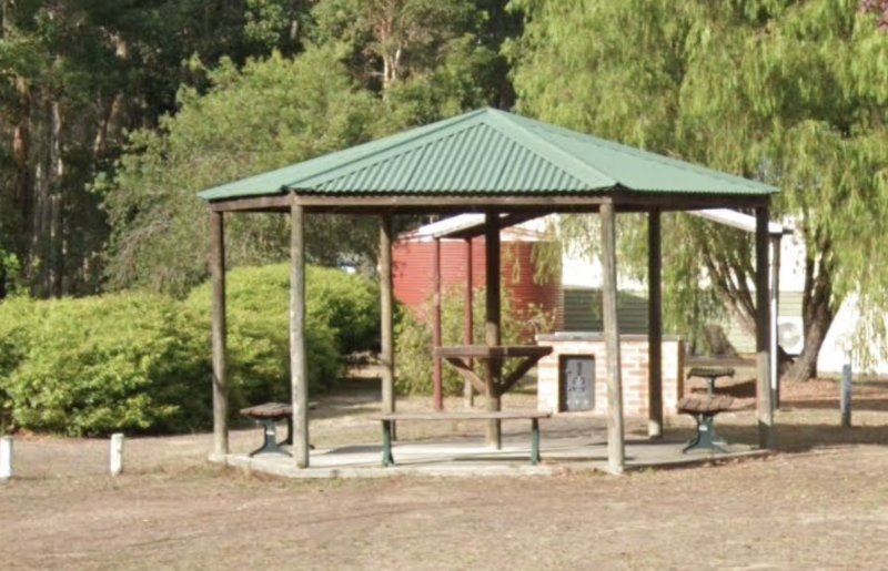 QUINNINUP OLD SCHOOL BBQ Area