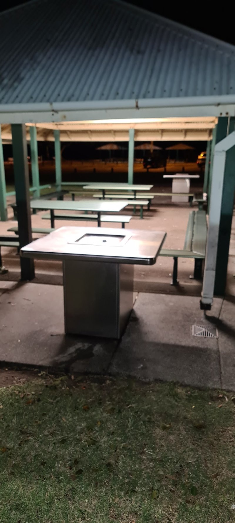 WELLINGTON POINT RECREATION RESERVE BBQ Area