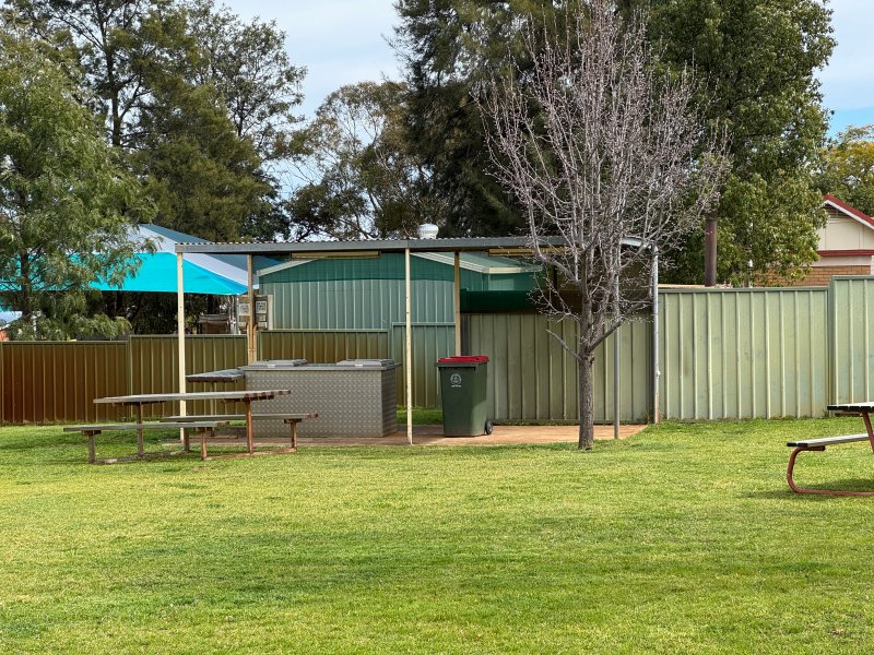 TOTTENHAM MEMORIAL PARK BBQ Area