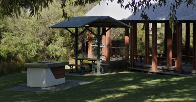 BRAIDWOOD DRIVE PARK BBQ Area