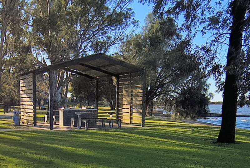 FORESHORE RESERVE BBQ Area