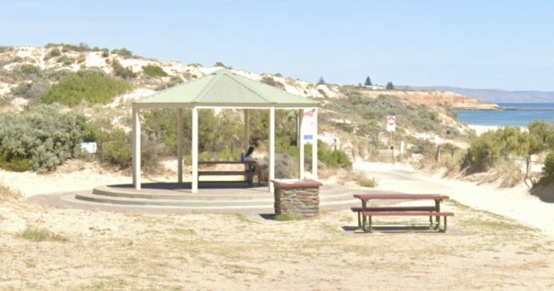 PORT NOARLUNGA BEACH BBQ Area