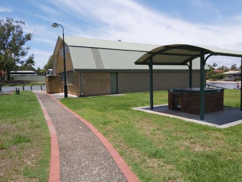 BILL THOMSON PARK BBQ Area