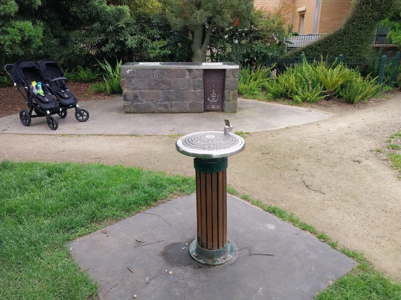 MCARTHUR ST PLAYGROUND BBQ Area