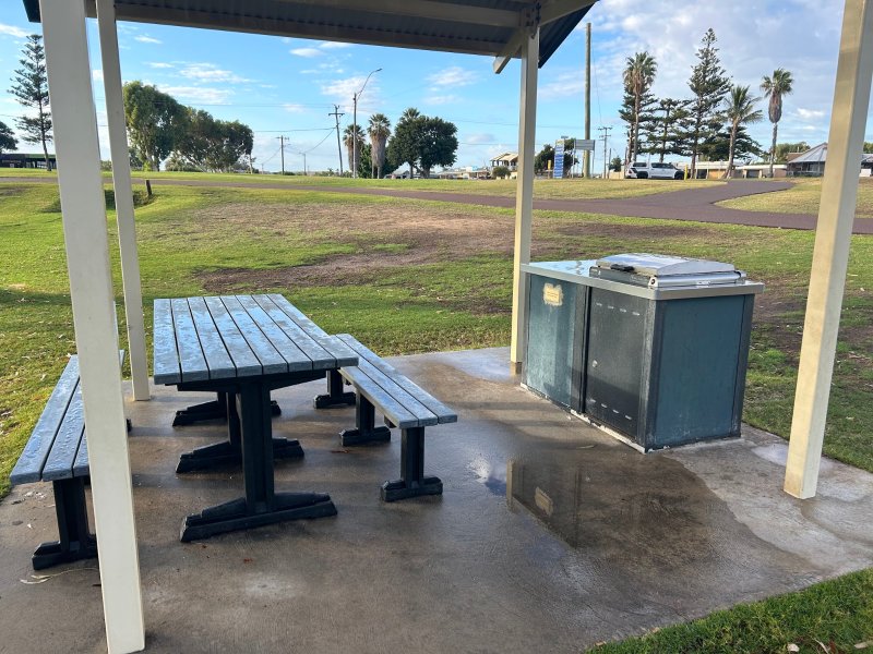 KALBARRI FORESHORE PLAYGROUND BBQ Area