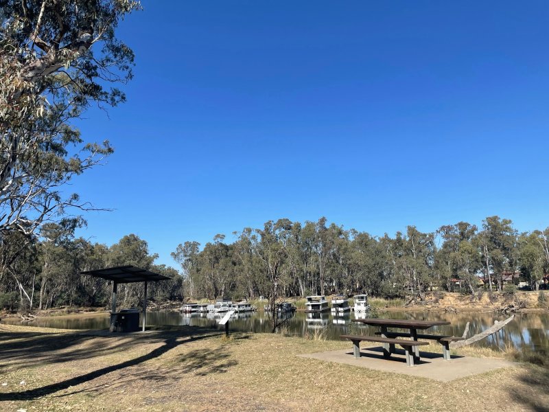 SKI BEACH PICNIC AREA BBQ Area
