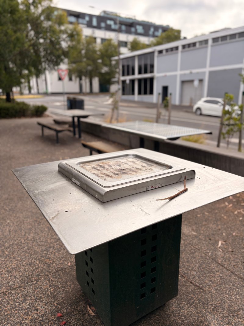 HAWKE ST PARK BBQ Area