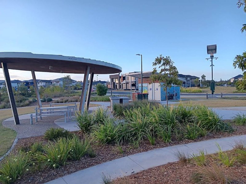 CAPESTONE LAKE PLAYGROUND BBQ Area