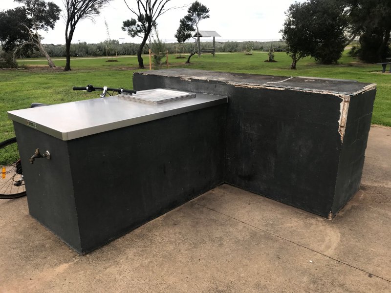 WG CRESSER PLAYGROUND BBQ Area