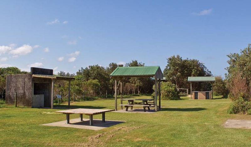 MIBANBAH – BLACK ROCKS CAMPGROUND BBQ Area