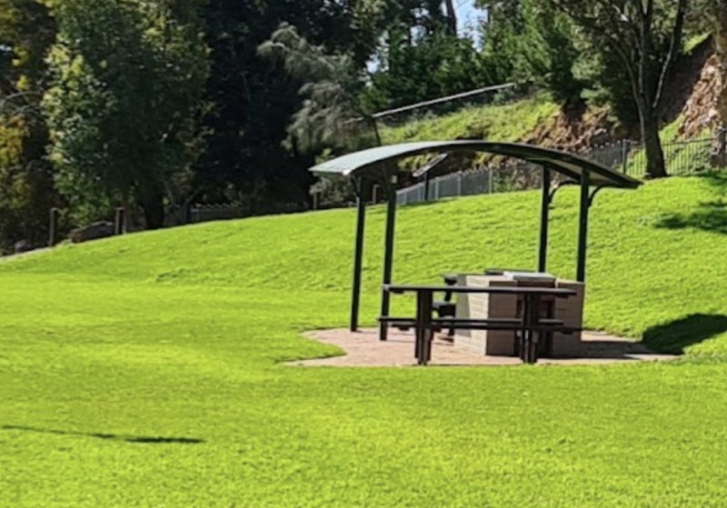 MCELLIGOTT'S QUARRY PLAYGROUND BBQ Area