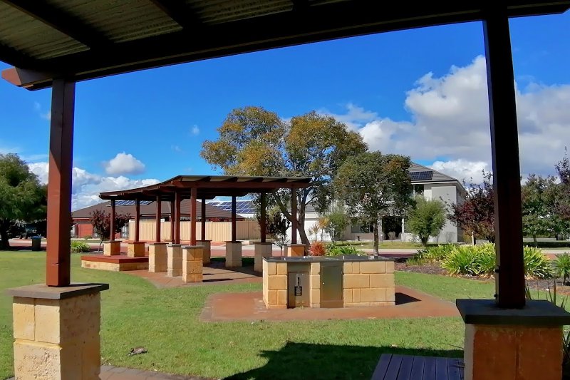 AUCKLAND PARADE RESERVE BBQ Area