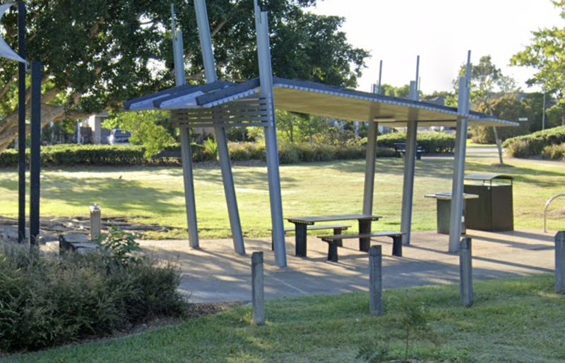 LANGHAM CRESCENT PARK BBQ Area