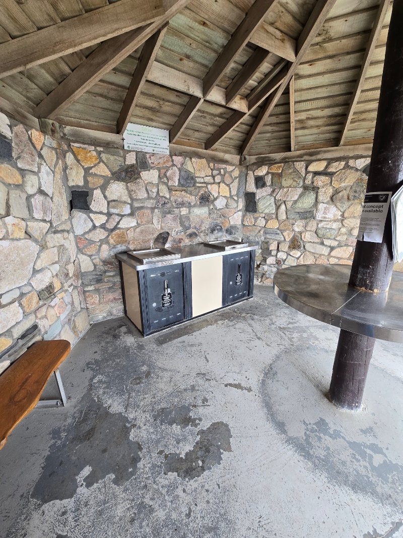 EDGE OF THE WORLD BBQ Area