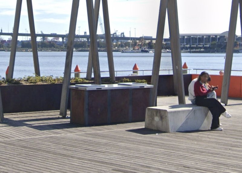 VICTORIA HARBOUR PROMENADE BBQ Area