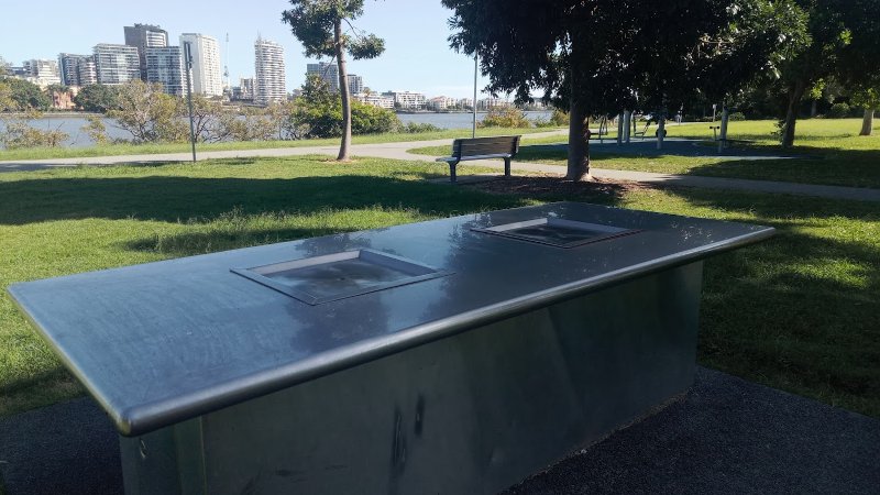 BULIMBA RIVERSIDE PARK BBQ Area
