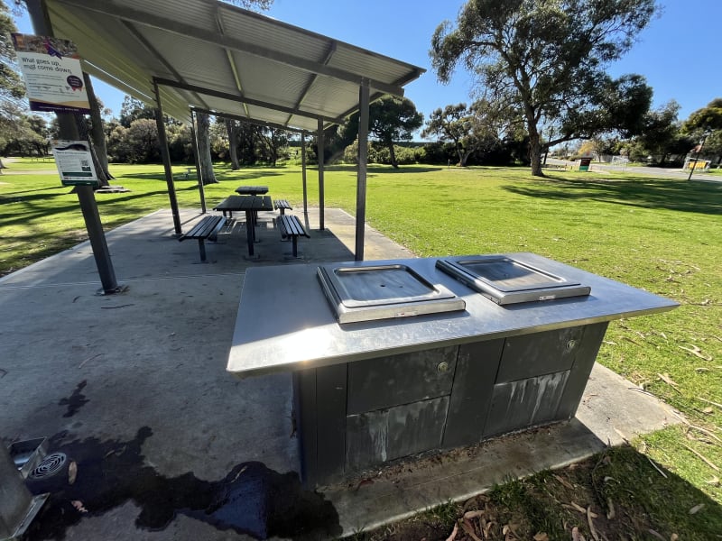 MANNING LAKE BBQ Area