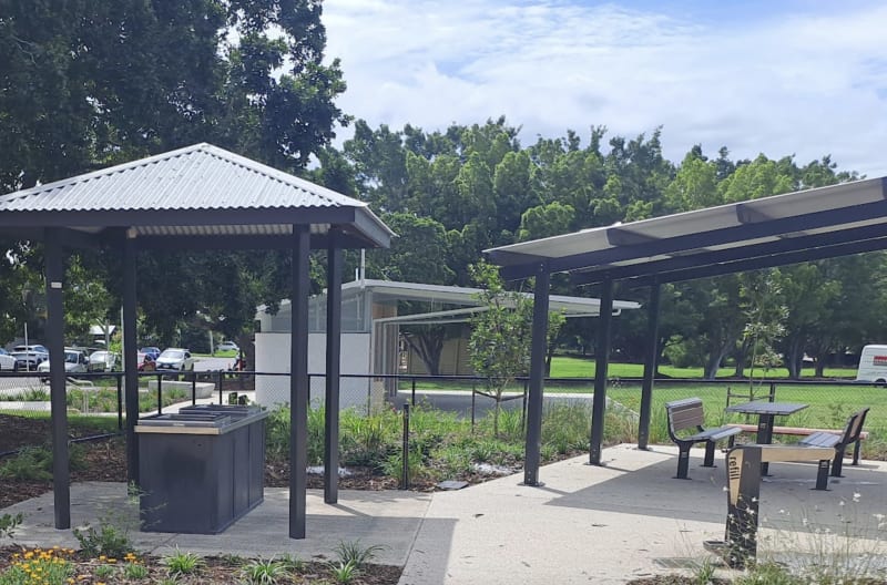 CAMERON PARK BBQ Area