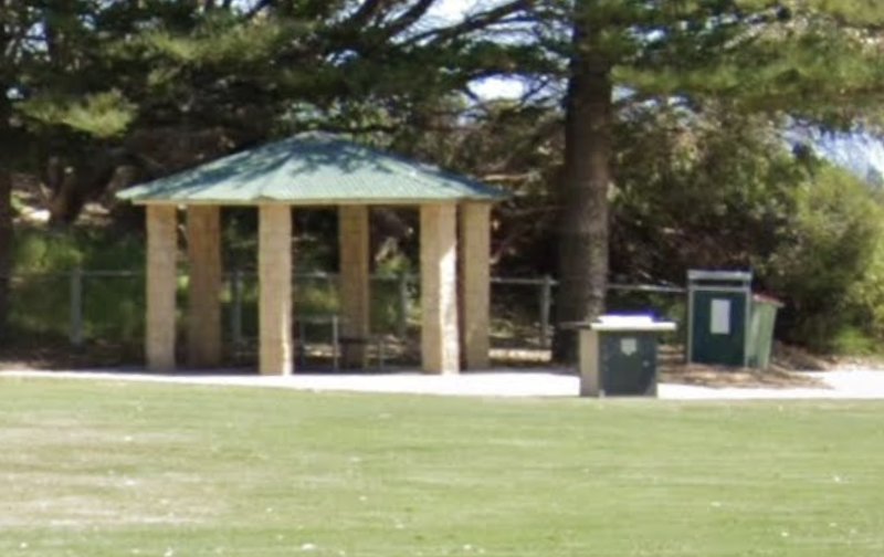 GOLDEN BAY FORESHORE PLAYGROUND BBQ Area