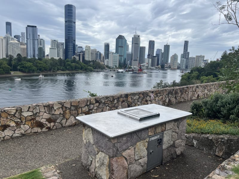 Stock photo of Public BBQ in KANGAROO POINT CLIFFS PARK