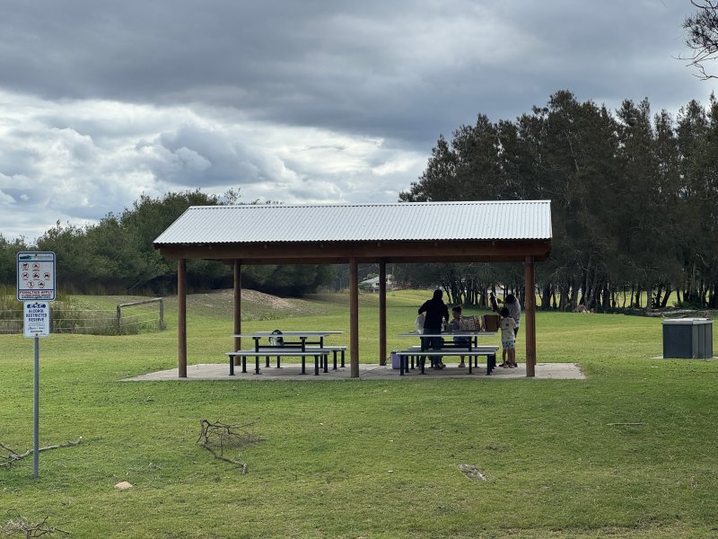 MALONEYS BEACH BOAT RAMP BBQ Area