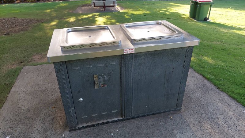 QUEENS PARK BBQ Area
