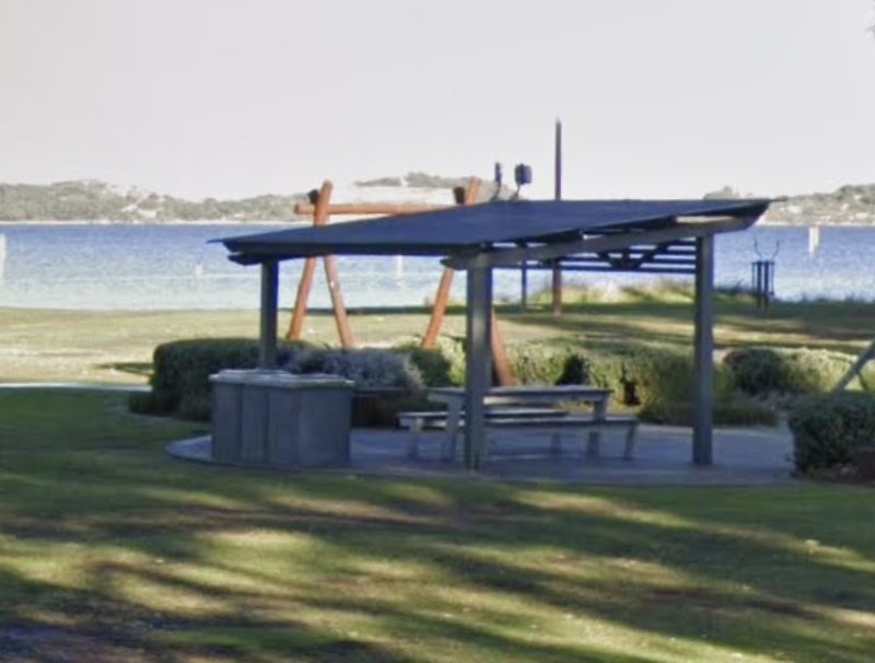 RIDLEY PLACE FORESHORE PARK BBQ Area