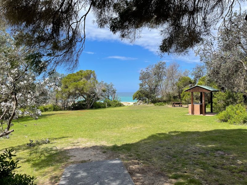 HAYCOCK POINT PICNIC AREA BBQ Area