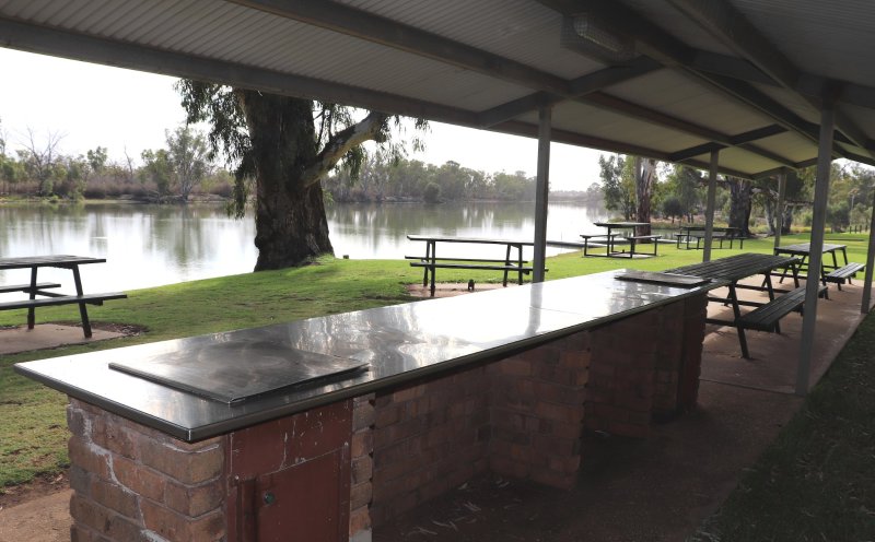 LOXTON BOAT RAMP RESERVE BBQ Area