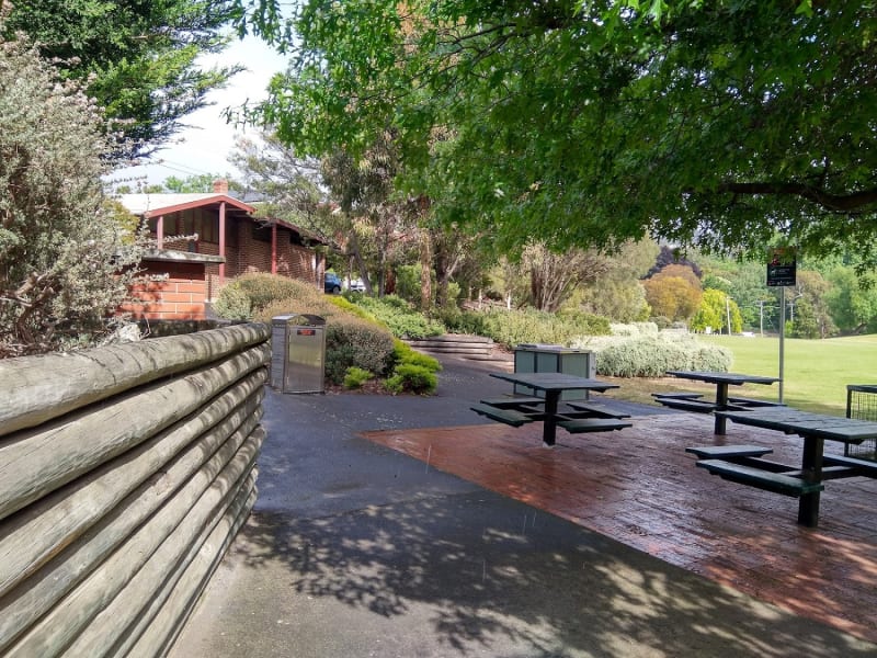 PARLIAMENT STREET RESERVE BBQ Area
