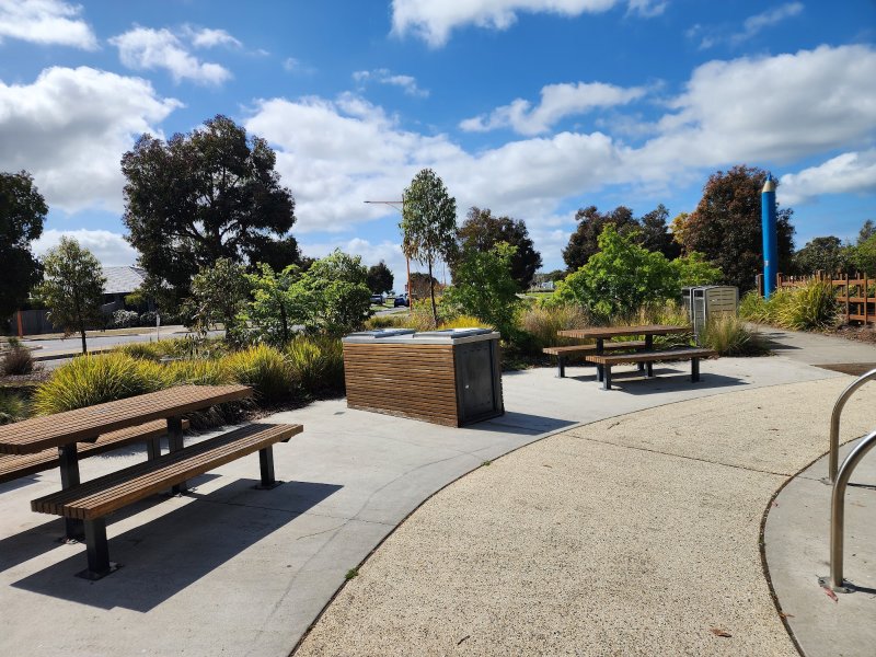 PENCIL PARK BBQ Area