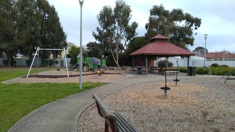 CARNARVON RESERVE BBQ Area