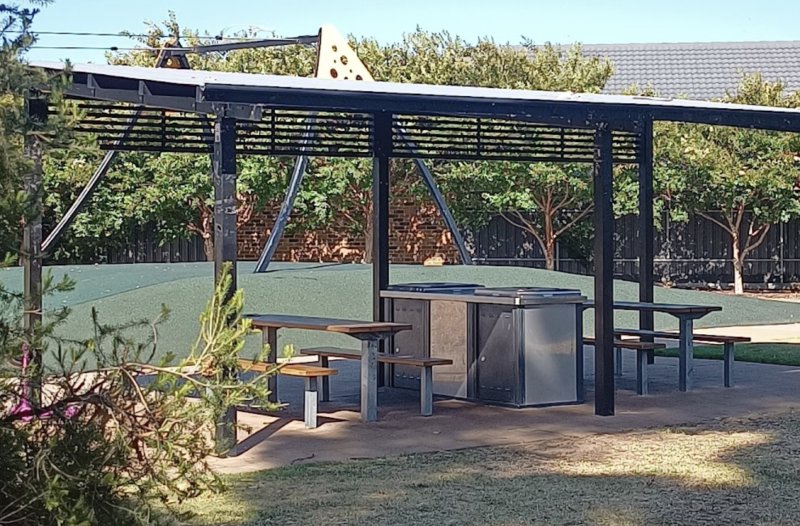 OLD GUM TREE RESERVE BBQ Area