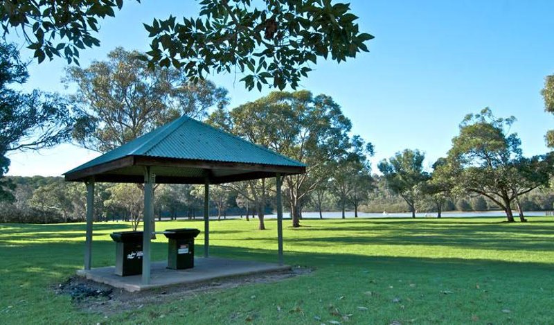 REVESBY BEACH BBQ Area