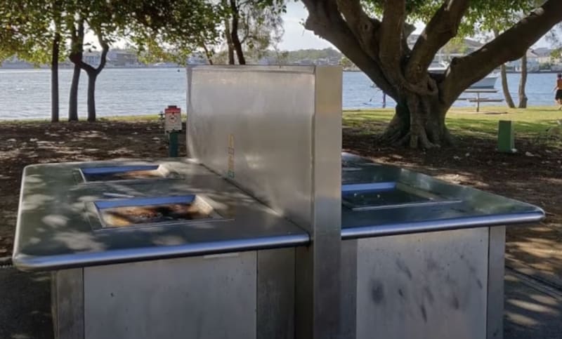 BUDDS BEACH BBQ Area