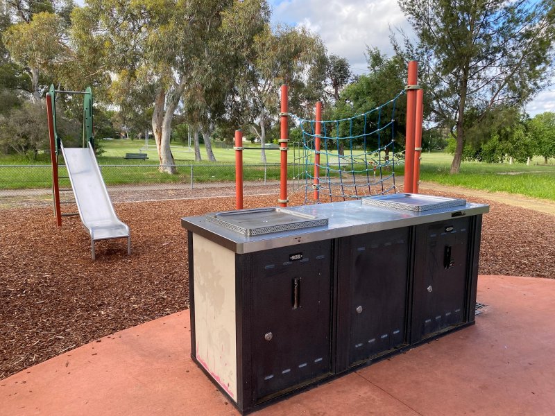RIVETT OVAL PLAYGROUND BBQ Area