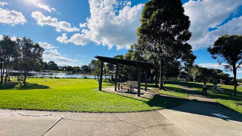 CENTRAL LAKES PARK BBQ Area