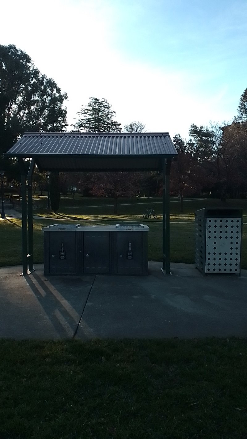 WILLIS PARK BBQ Area