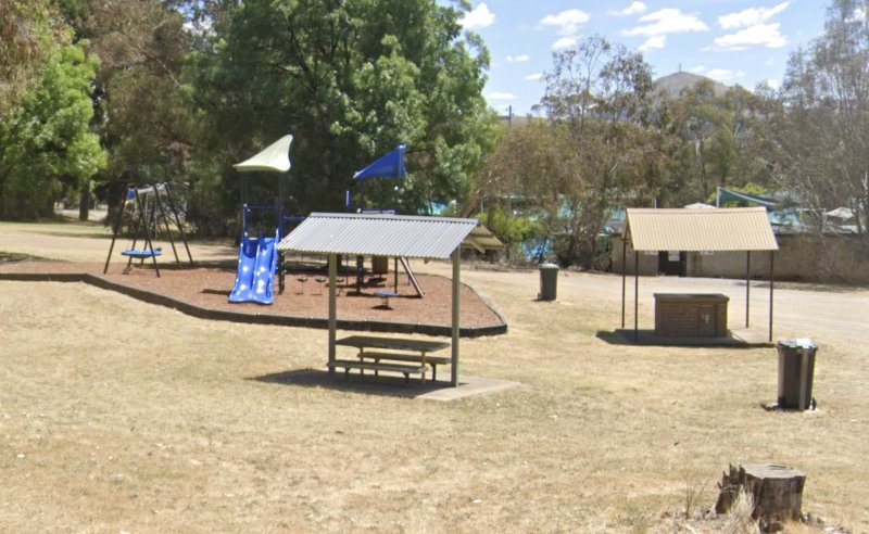 BINALONG COMMUNITY PLAYGROUND BBQ Area