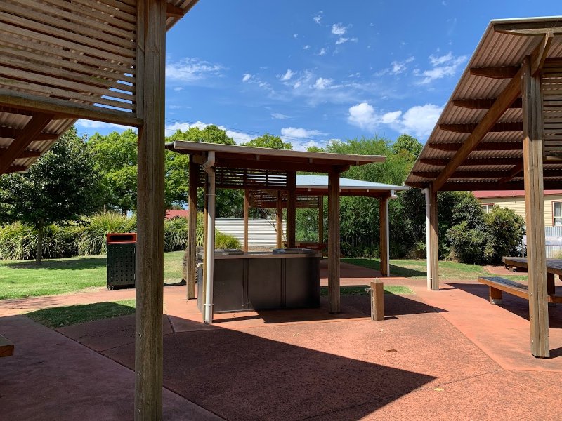 APEX PARK CAMPERDOWN BBQ Area