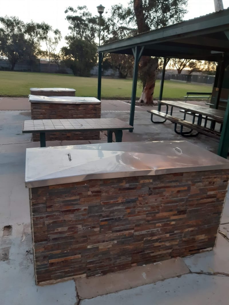 BREEN PARK BBQ Area