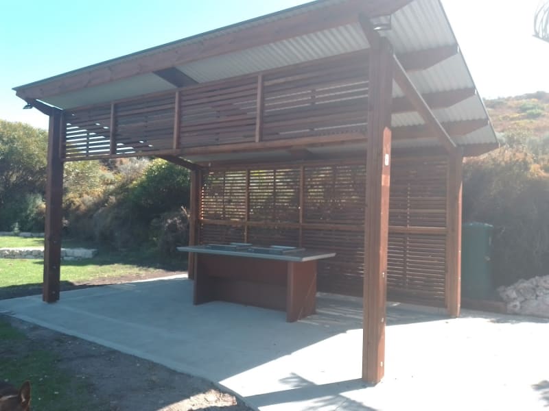 RIFLEBUTTS RESERVE BBQ Area