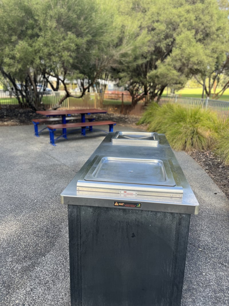 YOKINE PLAY SPACE BBQ Area