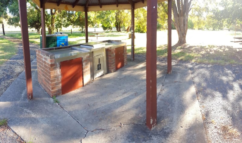 BONNIE DOON COMMUNITY PARK BBQ Area