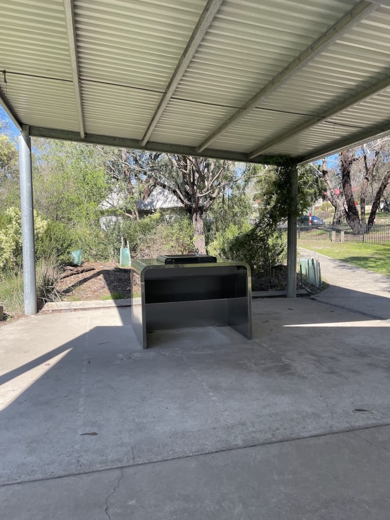 PEPPERS PADDOCK BBQ Area