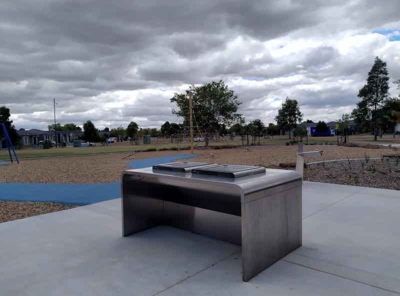 MOONDARA PARK BBQ Area