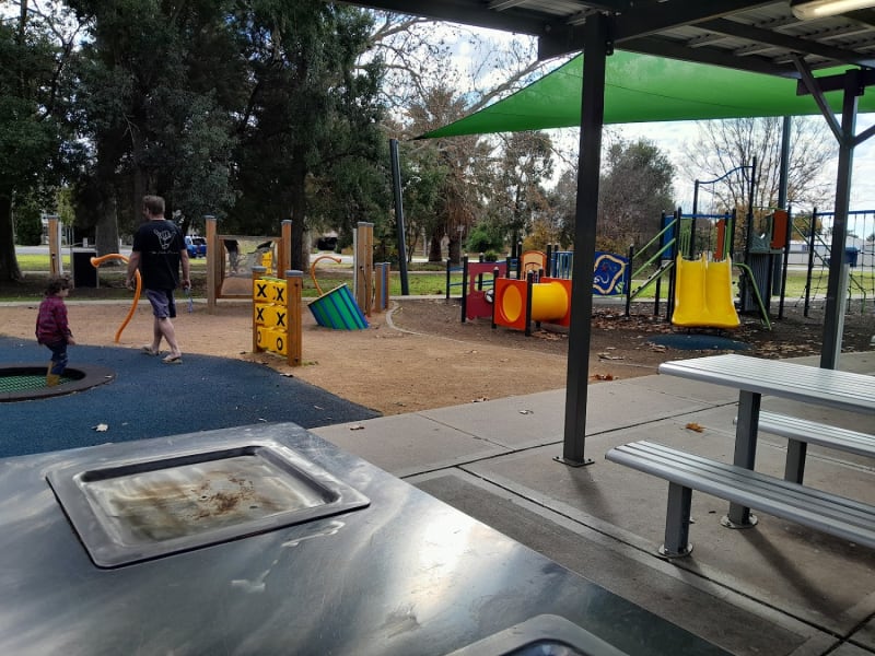 HUNTER PARK BBQ Area