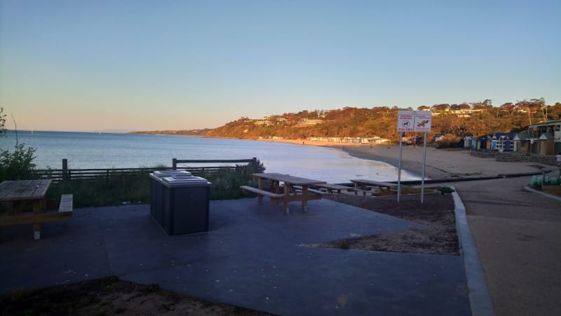 MILLS BEACH BBQ Area